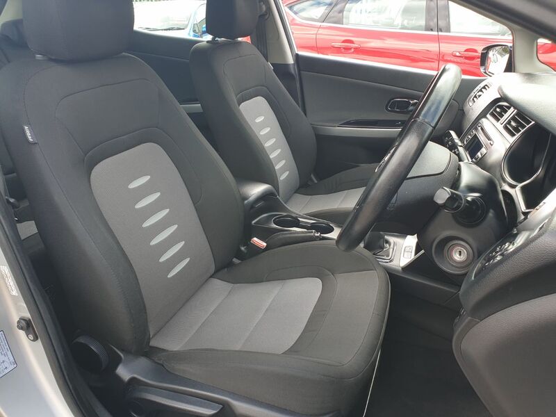 KIA CEED CRDI 2 ECODYNAMICS 2012