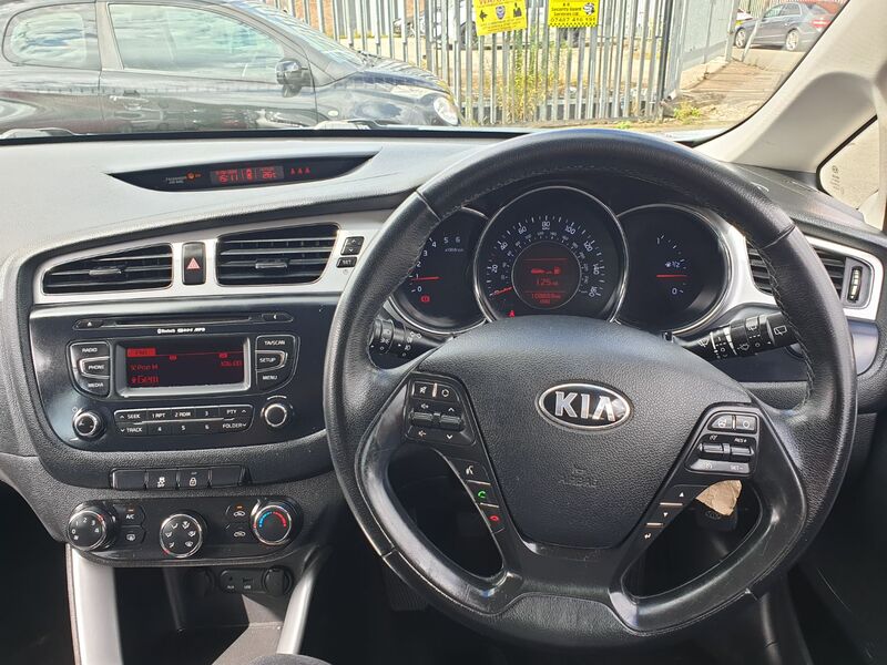 KIA CEED CRDI 2 ECODYNAMICS 2012