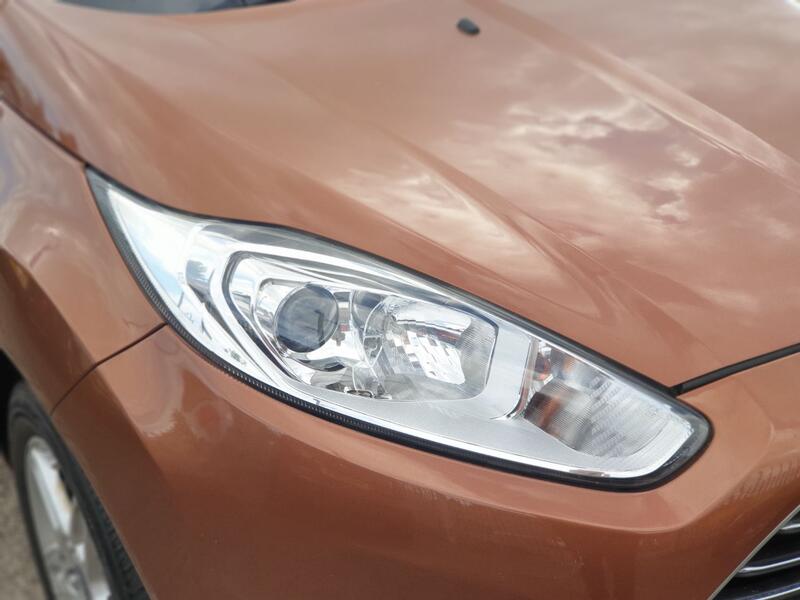FORD FIESTA ZETEC 2014