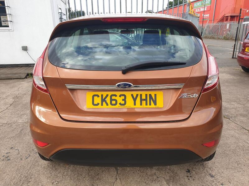 FORD FIESTA ZETEC 2014