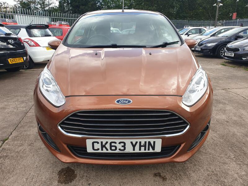 FORD FIESTA ZETEC 2014